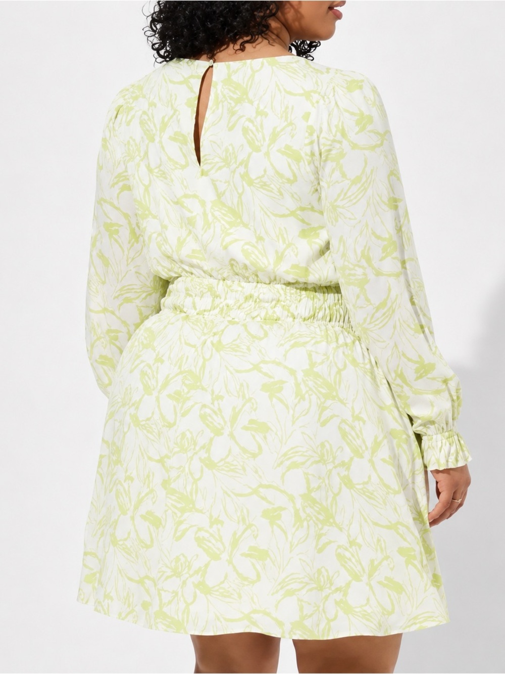 Torrid Size 1 White Lime Floral Smocked Waist Long Sleeve Fit & Flare Dress - Picture 2 of 11